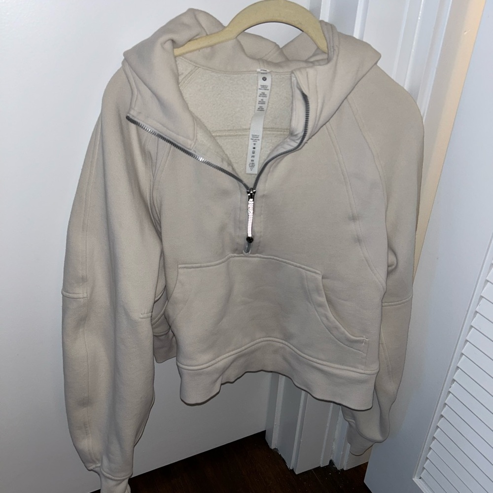 Lululemon Scuba half zip hoodie